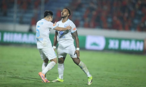 Ngược dòng Ninh Bình, HLV Vũ Hồng Việt khen Xuân Son