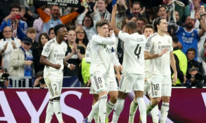 Arbeloa đặt cược vào Rodrygo và hàng thủ chắp vá để cứu Real