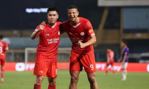 Cục diện V-League nóng bỏng ở cả hai đầu bảng xếp hạng