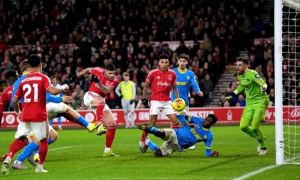 Forest lâm nguy vì phung phí 66 cú dứt điểm