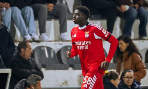 Bayern Munich nhắm sao 17 tuổi của Benfica để thay Laimer
