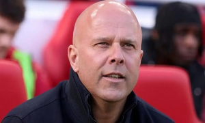 HLV Slot khẳng định Liverpool tiếp tục ưu tiên mua sao trẻ