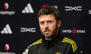 Carrick ca ngợi Eddie Howe hết lời trước đại chiến Newcastle