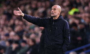 Khi Pep buộc phải 'phản bội' triết lý tại Man City