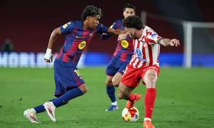 Yamal lập kỷ lục rê bóng khó tin ngày Barca bị loại