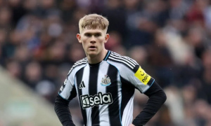 Lewis Hall là người thừa kế hoàn hảo cho Luke Shaw tại Man Utd