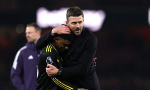 Mất suất đá chính, Amad Diallo vẫn được Carrick khen hết lời