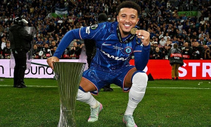 Nỗi đau của Chelsea mang tên Jadon Sancho