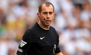 Trọng tài từng bị Newcastle khiếu nại sẽ bắt trận gặp MU