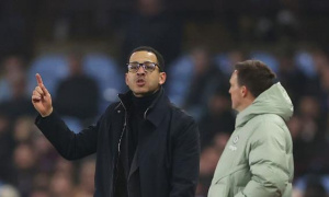 Rosenior cảnh báo Chelsea sau trận hủy diệt Villa 4-1