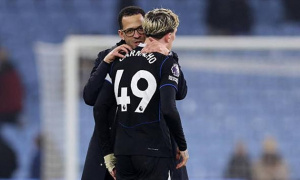 HLV Rosenior tiết lộ lý do Garnacho tỏa sáng trước Villa