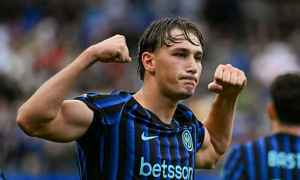 Romano giội gáo nước lạnh vụ Arsenal mua Pio Esposito