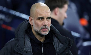 Pep Guardiola thừa nhận Man City chưa hoàn thiện để cạnh tranh
