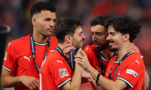 Vitinha chọn Bruno Fernandes vào nhóm 4 tiền vệ hay nhất thế giới