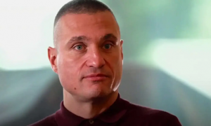 Vidic tiếp sức mong Carrick đưa MU dự Champions League