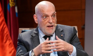 La Liga cấy chip vào bóng để chấm dứt tranh cãi việt vị