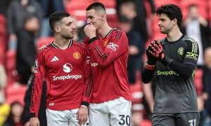 Sesko ngỡ ngàng trước tình bạn giữa Diogo Dalot và Fred