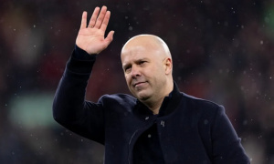 Đón trận 100, Slot săn kỷ lục thắng lịch sử tại Liverpool