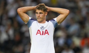 Liverpool ngó lơ Van de Ven dù trung vệ này muốn gia nhập