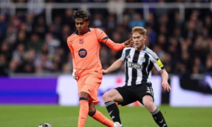 Bị gỡ hòa phút chót, Newcastle vẫn dạy cho Barcelona một bài học