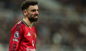 Ngoại hạng Anh thảm bại đe dọa vé Cúp C1 của MU