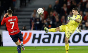 Kẻ phản diện Martinez giúp Aston Villa mơ Champions League