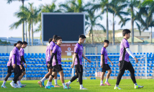 Soi trận Becamex TPHCM vs Hà Tĩnh: Chủ nhà sa lầy; Khách rình rập