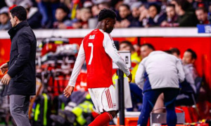 3 lý do đằng sau chuỗi phong độ chạm đáy của Bukayo Saka