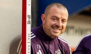 Giải mã Travis Binnion, người đứng sau sự hồi sinh của Sesko