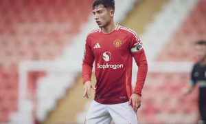 Báo Anh ví sao trẻ MU với huyền thoại Roy Keane