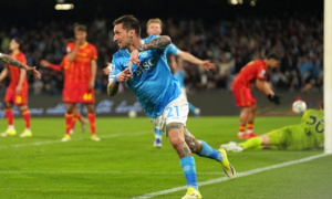 Matteo Politano rực sáng giúp Napoli giành 3 điểm trước Lecce