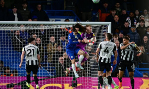 Ramsdale chứng minh Eddie Howe đúng khi loại bỏ Nick Pope