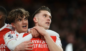 Chấm điểm Arsenal: Hàng công bế tắc, Dowman giải cứu