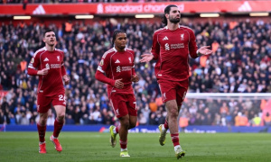 Chuyên gia thán phục khả năng sút phạt của Szoboszlai