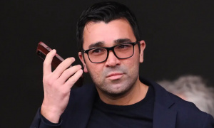 Deco khẳng định dư luận nợ Barcelona một lời xin lỗi