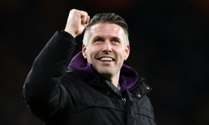 Ánh sáng của Wolves giữa bức tranh rớt hạng u tối