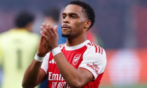 Ben White đủ sức thay Timber đấu Leverkusen?