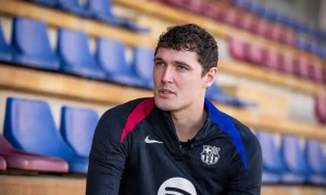 Barca yêu cầu Christensen giảm 50% lương để gia hạn