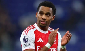 Mất Timber trước Leverkusen, Arsenal lo vì thống kê báo động