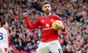 Nicky Butt hối thúc Man Utd giữ chân Bruno Fernandes bằng mọi giá