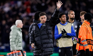 Có gì trớ trêu hơn việc Enzo Fernandez bỏ Chelsea để gia nhập PSG?