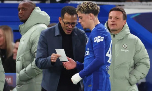 Leboeuf chê HLV Chelsea đã mất trí