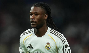 Tin đồn chuyển nhượng tối 18/3: Chelsea nhắm Camavinga thay Enzo; Barca giành Bastoni