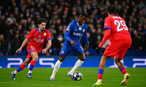 Caicedo cay đắng thừa nhận PSG quá mạnh so với Chelsea