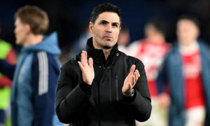 Troy Deeney dự đoán Arsenal không thể vô địch cúp C1