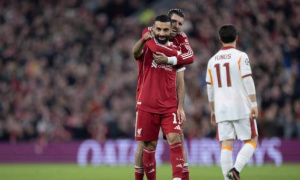Hủy diệt Galatasaray 4-0, Liverpool ngược dòng vào tứ kết C1
