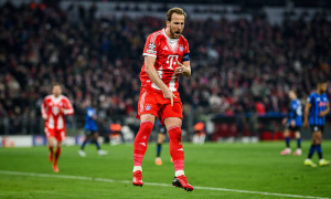 Đêm lịch sử của Bayern Munich vinh danh 2 kỷ lục gia