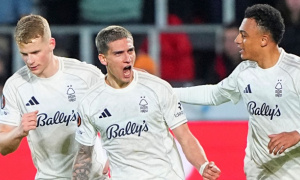 Hạ Midtjylland ở loạt luân lưu, Nottingham vào tứ kết Europa League