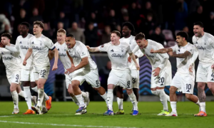 Forest tái hiện lịch sử sau 28 năm giữa tâm bão Ngoại hạng Anh