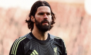 Alisson dính chấn thương, Liverpool mất trụ cột đấu Brighton